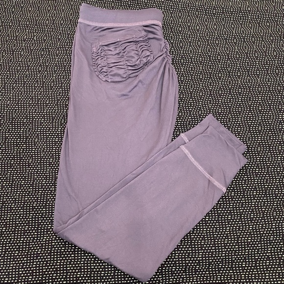 Cute Booty Lounge Jogger Leggings - Picture 2 of 5